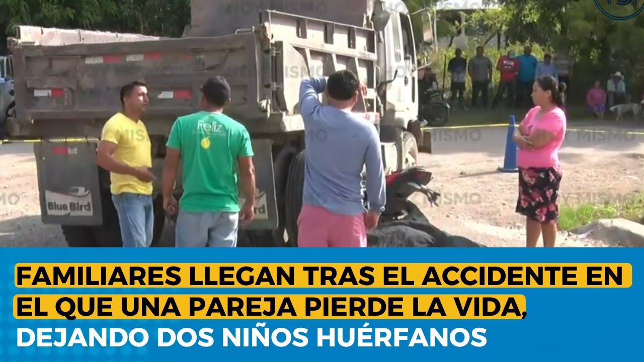 Familiares llegan tras el accidente en el que una pareja pierde la vida ...