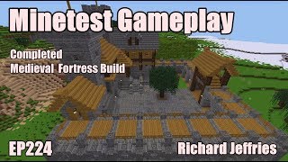 Minetest Gameplay EP224 Construcción de una fortaleza medieval completada