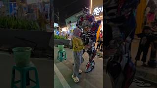 Mamah pengen foto sama Robot😱⁉️ #trandingshorts