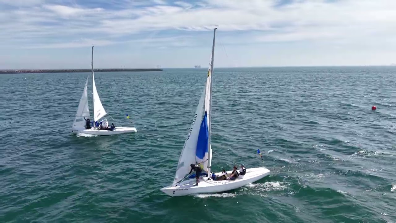 ⁣2026 SODA Clinic   Race 2   Boat 2 v Boat 4 second weather mark