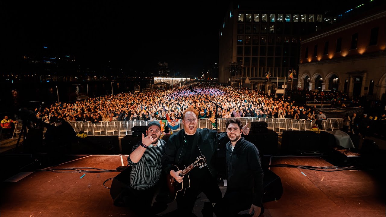 Gavin James live in Dublin performing Always