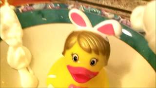 Professor Rubberduckus vs Body Lotion Foam