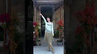 When I snap my fingers to color this spring #Spring outfits#Vacation outfits#Early spring