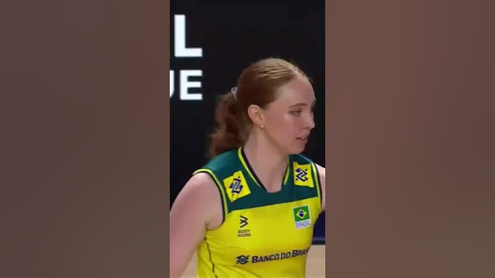 Julia Bergmann testando a testa de Stysiak 🥴Ui! Que isso dói 😲 VNL24 Brasil 3x1 Polônia 🔥🇧🇷