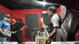Seperti dulu cover by this band