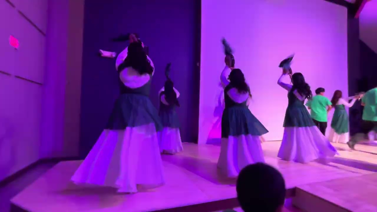 Tu Me Reivindicaras/Yo Danzo Como David/La Mesa/Traigo Mis Manos/Esta Cayendo De Su Gloria