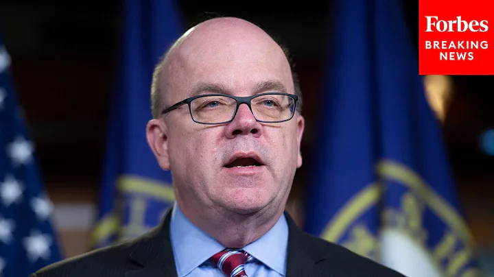 Jim McGovern Praises Long Time House Clerk Peggy F...