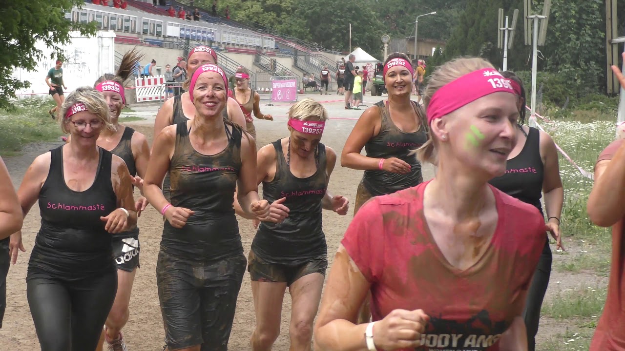 Muddy Angel Run Berlin 2019 Sunday last starters leaving YouTube