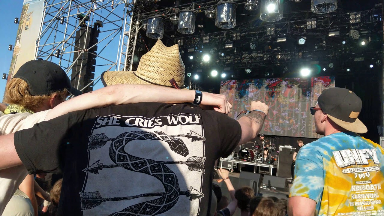 While She Sleeps - Four Walls [Live] at Unify 2019