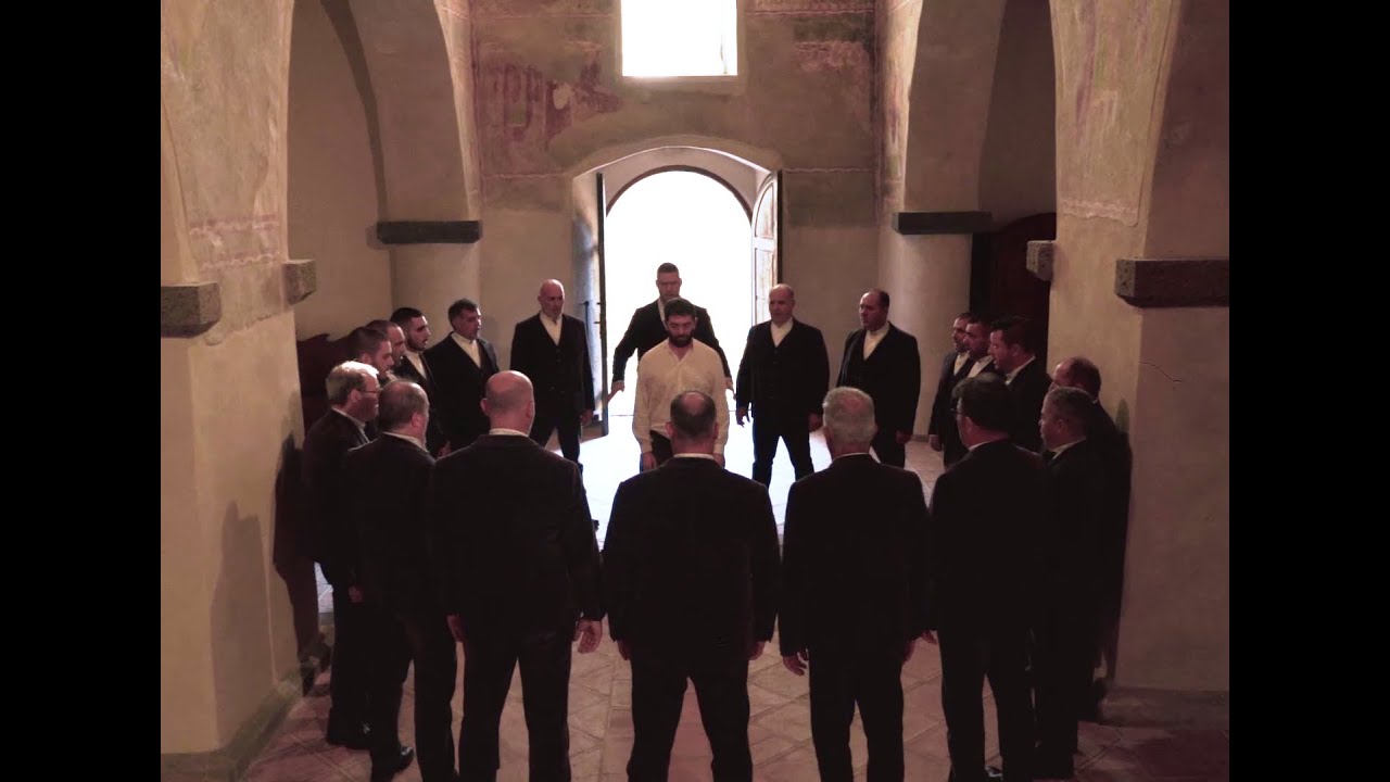 EFIX  - Coro Voches 'e Ammentos  –  (Official Lirics)