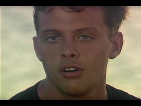 Luis Miguel - Tengo todo excepto a ti (Video Oficial)