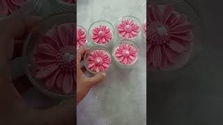 daisy flower candle #arivyra #smallbusiness #candlemaking #diy #shorts #candle #handmadecandles