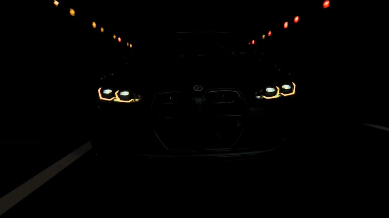 MONA, MACAN — Город дорог