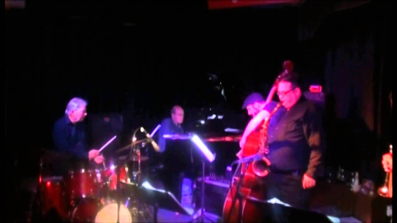 Jay Kilbride bass solo on Girl Talk