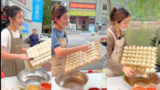 Fresh Handmade Chou Doufu Served at a Riverside Evening Food Stall