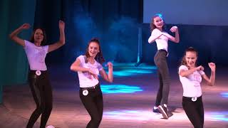 Школьная краса 2017 Выступление участниц Школьная краса 2017 Выступление участниц