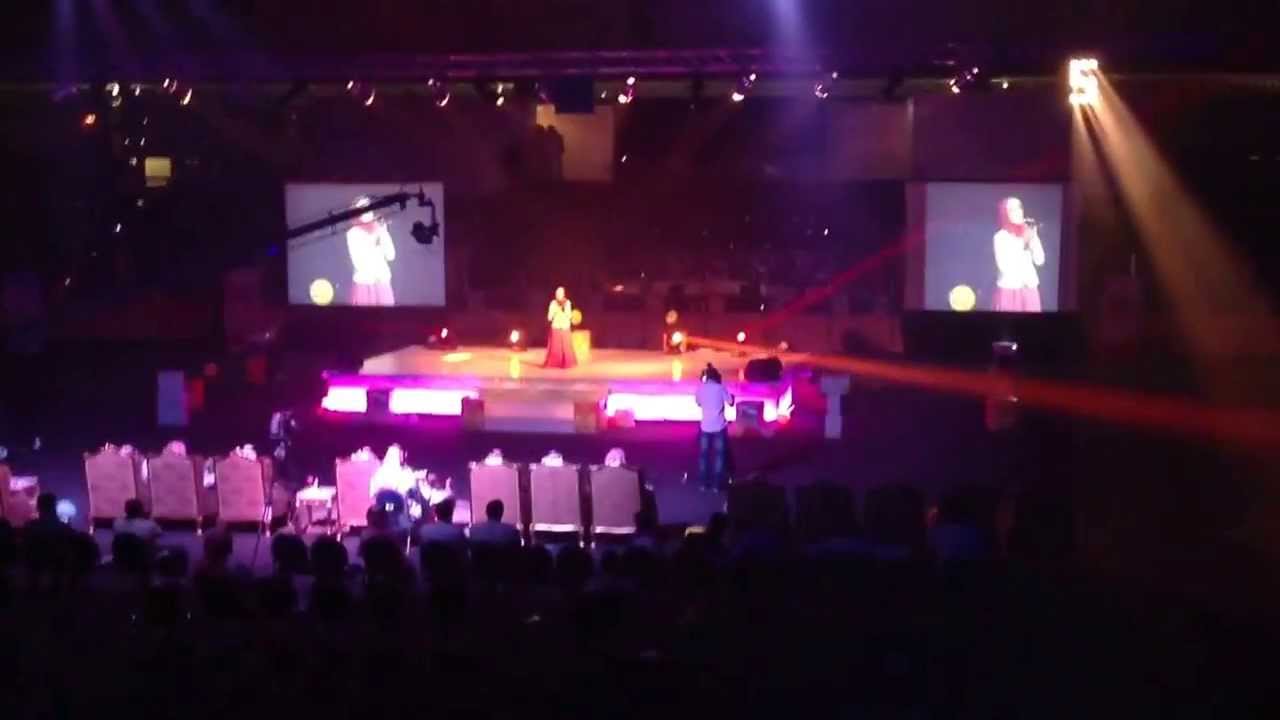 دفتر الذكريات ديمة بشار حفل الرياض 2013