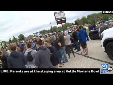 LIVE: Slinger Middle School is on lockdown. Parents are at Kettle Moraine Bowl