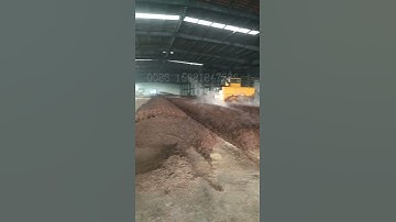 Working process of crawler type compost turner