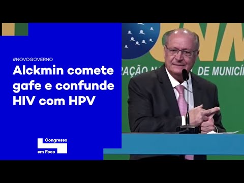 Em discurso a prefeitos, Alckmin comete gafe e confunde HIV com HPV