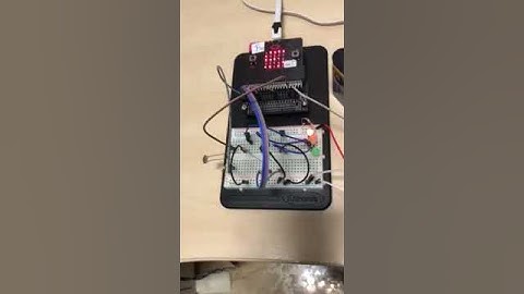 Semáforo peatones Micro:bit