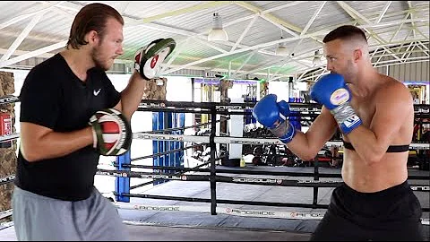BEST FIGHTER IN THE UK? - JOSH TAYLOR DESTROYS THE PADS WITH BEN DAVISON IN SPAIN / SPEED & POWER