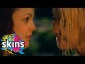 Naomi And Emily's First Time - Skins