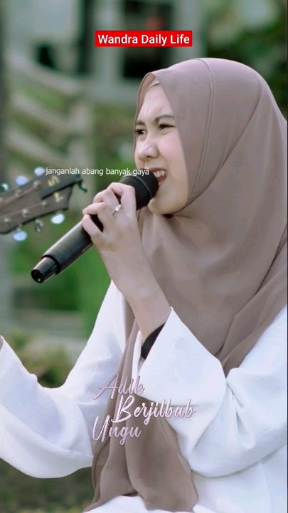 Adek Berjilbab Ungu 🥰@AlfinaNindiyani