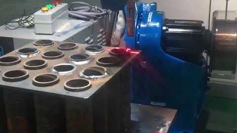 MIG welding robot with laser sensor