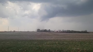 Iowa Resident Films Possible Tornado Forming and Rotating Near Pleasantville