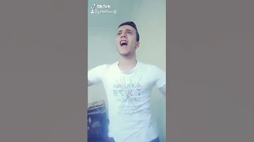 بقولك عايز اسمع مزيكا فيها دلع وشخلعه 