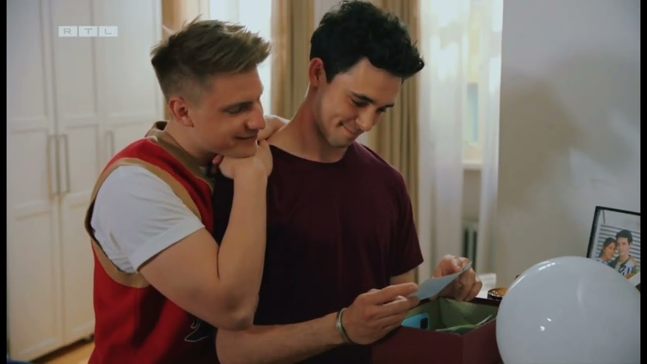 Moritz & Luis | Somewhere Only We Know