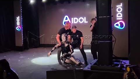 Russian robot falls on stage seconds after unveiling
