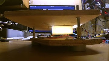 Adjustable table for usb microscope in action #1