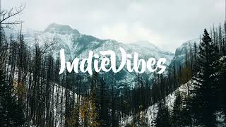 LULLANAS – Pretty Little Lies and Time Machines