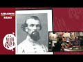 EL BÚNQUER: Nathan Bedford Forrest (3x55). La història d’en Nathan Bedford és la típica història d’“El búnquer”: la d’un home fet a si mateix. Germans morts, pare mort, fill mort… en aquest capítol no pararan de sonar campanes. Ara bé, aquesta no és la raó principal que en Nathan tingui una biografia d’“El búnquer”. Resulta que el nano es va fer ben milionari i va ser un dels generals confederats més importants de la guerra civil dels Estats Units. El paio també era un destacat polític del partit demòcrata i… un dels grans mags del Ku Klux Klan. - EMTV