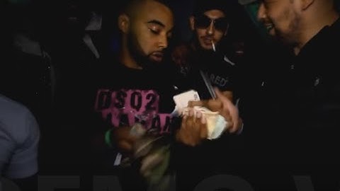 HOEVEEL GELD HEEFT MULA B OP ZAK?! - MULA B SHOWT ZIJN STACK!!!
