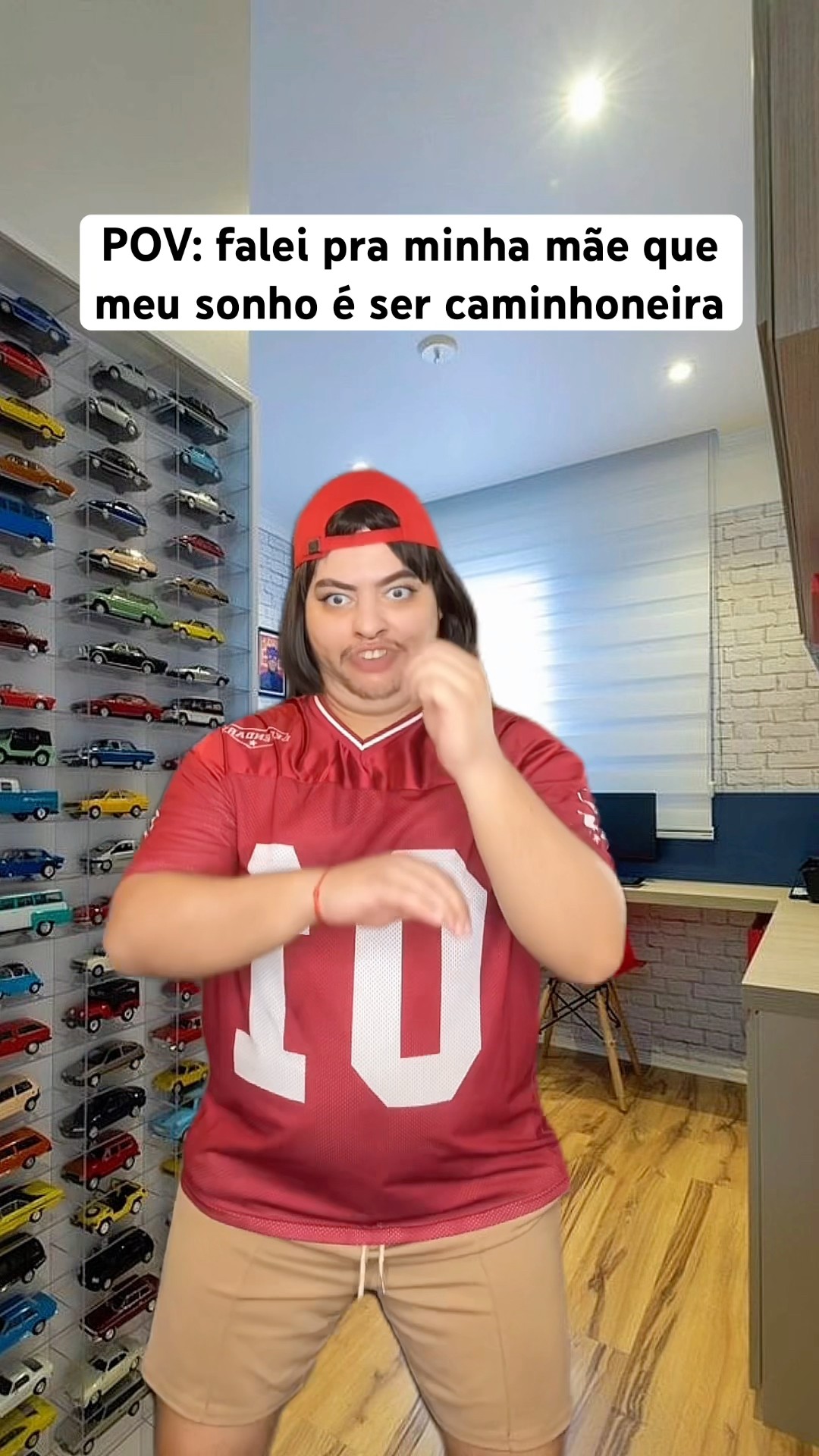FALEI PRA MINHA MÃE QUE MEU SONHO É SER CAMINHONEIRA