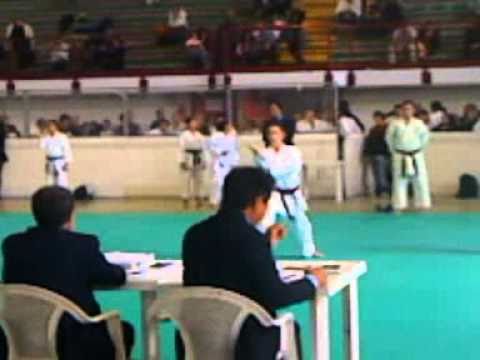 Gloria Palumbo esame cintura nera di Karate 1 Dan. Ariccia 3 ottobre 2010