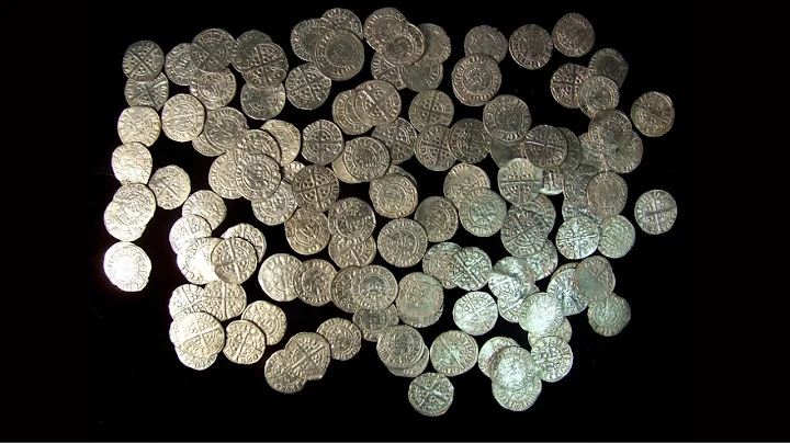 'Biggest ever' hoard of buried 8,000 silver coins ...