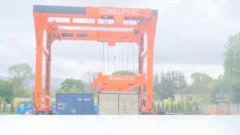 Duality - the Combilift Straddle Carrier