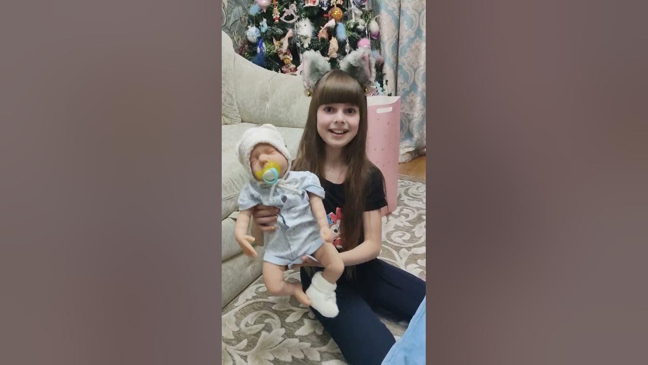распаковка реборна#девочке подарили Реборна на новый год - YouTube