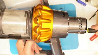 Dyson V15 bin keeps falling Do this