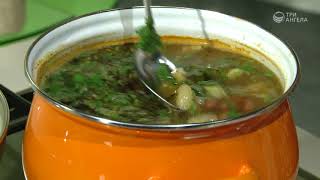 Почов апур суп с фасолью и закуска из баклажанов