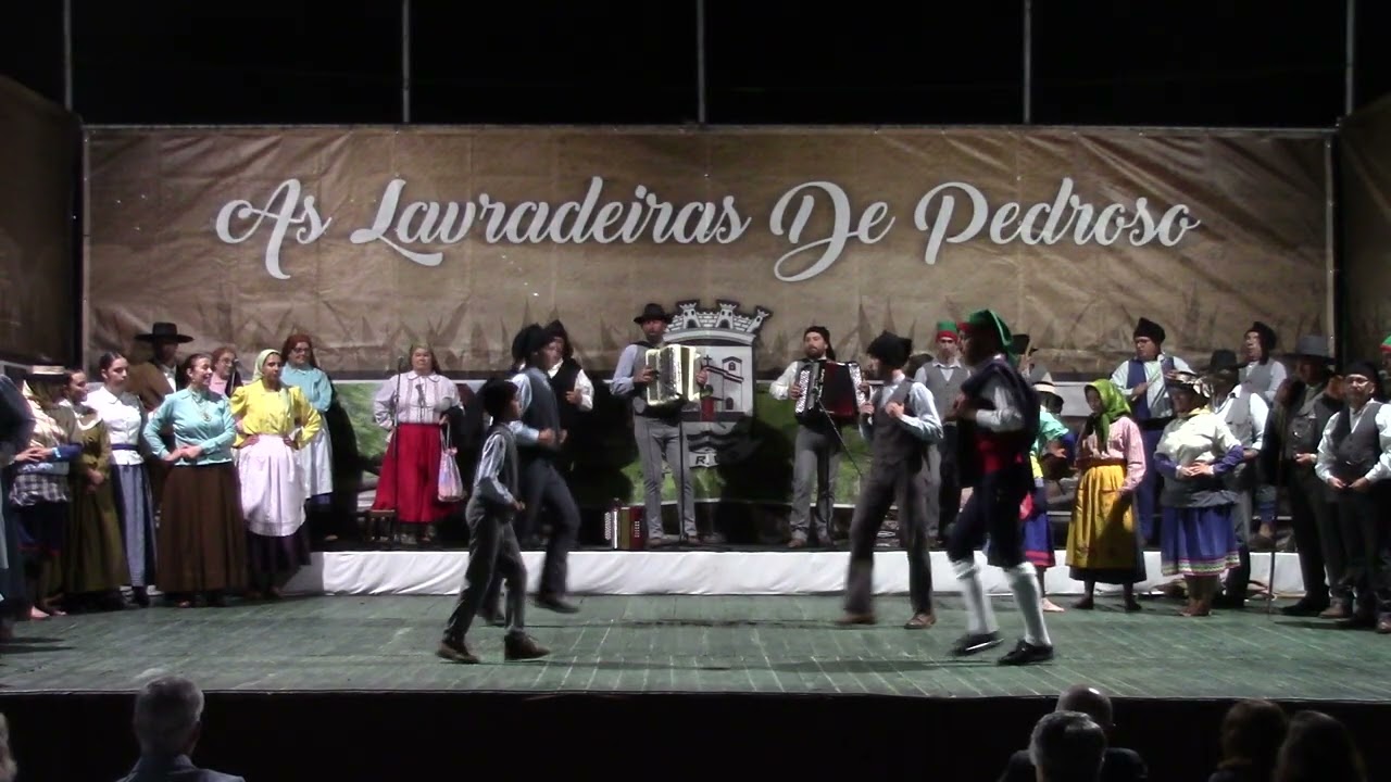 RANCHO FOLCLÓRICO DA FAJARDA -- CORUCHE