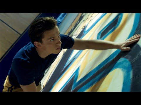 Peter Climbs Up The Gym Wall Scene - Spider-Man: No Way Home Extended Version (2021) 4K Movie Clip