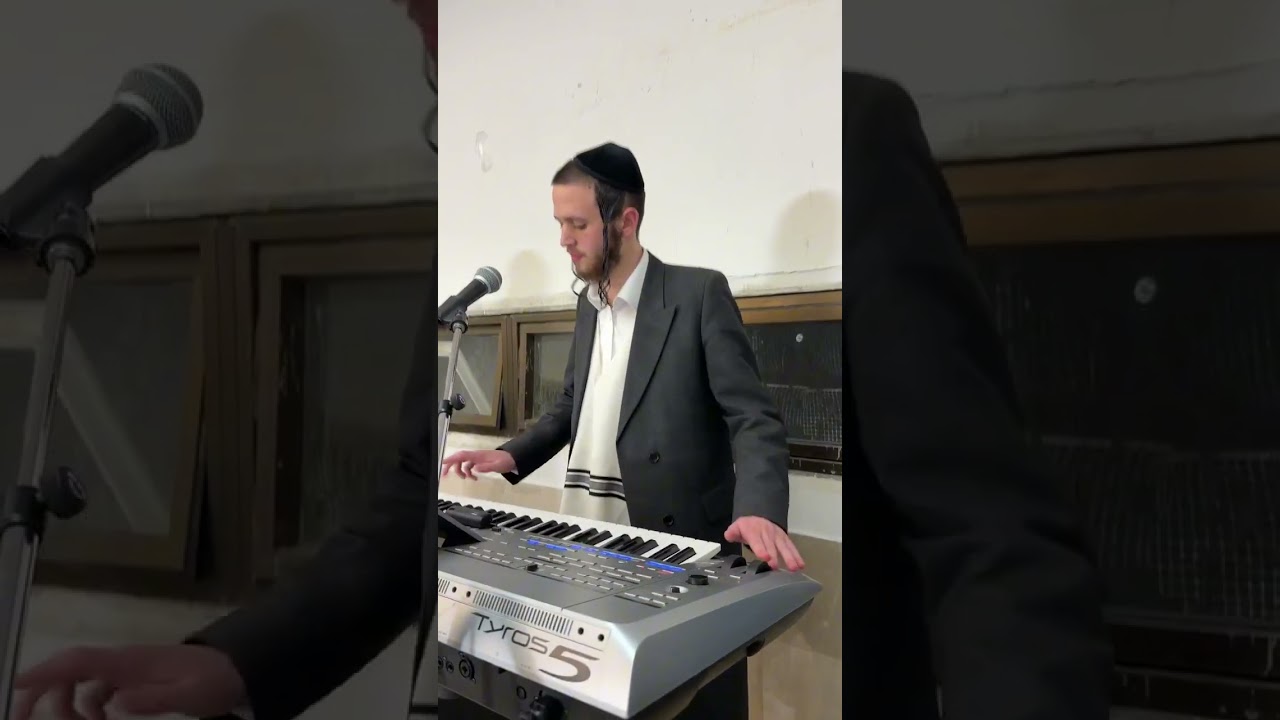שמחת חג בישיבת בית שמעיה  עם אבי מנחם והקלידן ארי הלברשטאם 🔥🔥🔥🔥