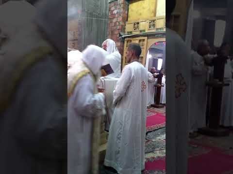 جزء من القداس الإلهي بصوت كروان الصعيد Alhan Elmoratel Isaac Fyp 