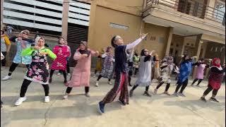 Download lagu TUMARIMA MAH TUMARIMA - ADE ASTRID | SIMPLE CHOREO BY @robimodjo | INCESS COMMUNITY