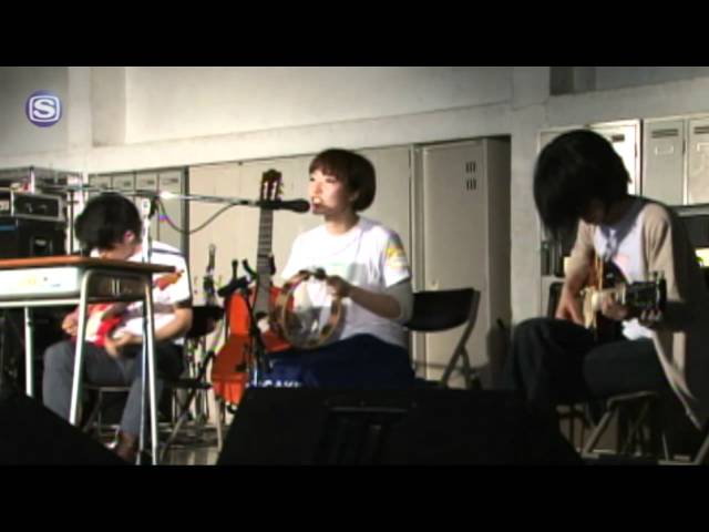 Rocket or Chiritori - may windy @ 廃校フェスティバル09 - YouTube